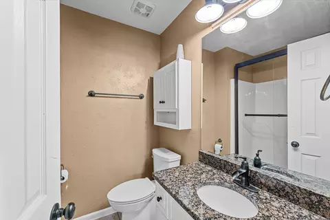 Bath - 4099 Eagle Nest Dr, Evans, GA 30809 photo 1 of 4