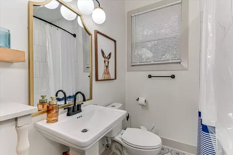 Bath - 940 Heard Ave, Augusta, GA 30904 photo 1 of 1