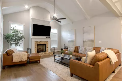 Living - 4009 Brant Dr, Evans, GA 30809 photo 2 of 2
