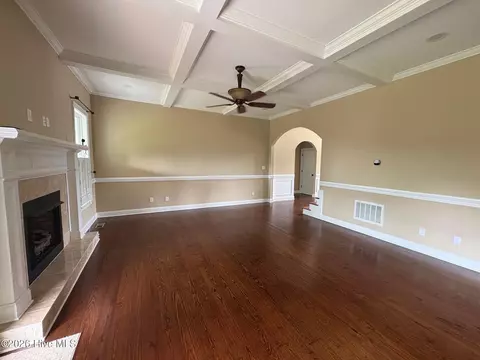 Living - 4081 Dewaal St, Evans, GA 30809 photo 2 of 4