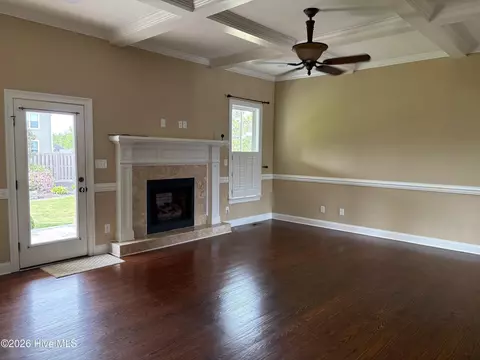 Living - 4081 Dewaal St, Evans, GA 30809 photo 3 of 4