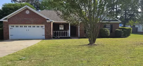 1073 Woodberry Dr, Hephzibah, GA 30815