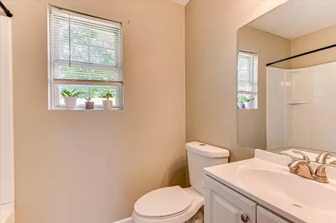 Bath - 2004 End St, Augusta, GA 30909 photo 2 of 2