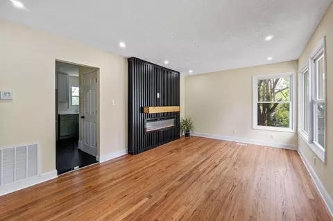 Living - 2843 Cornelia Rd, Augusta, GA 30906 photo 5 of 5