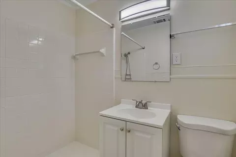 Bath - 3113 Bell Dr, Augusta, GA 30906 photo 1 of 2