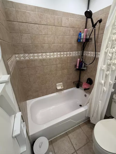 Bath - 3516 Windy Hill Dr, Augusta, GA 30906 photo 2 of 3