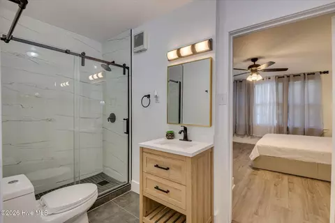 Bath - 714 Hickman Rd, Augusta, GA 30904 photo 8 of 8