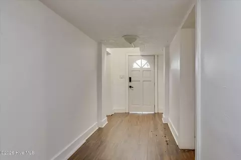 Entry Way - 714 Hickman Rd, Augusta, GA 30904 photo 4 of 8