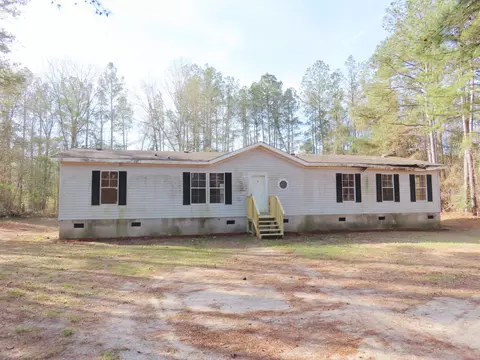 2748 Pine Forest Dr, Dearing, GA 30808