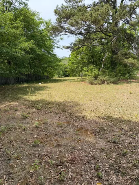 3512 Davis Dr, Augusta, GA 30906 photo 2