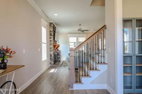 Entry Way - 214 Cardinal Ct, Evans, GA 30809 photo 2 of 6