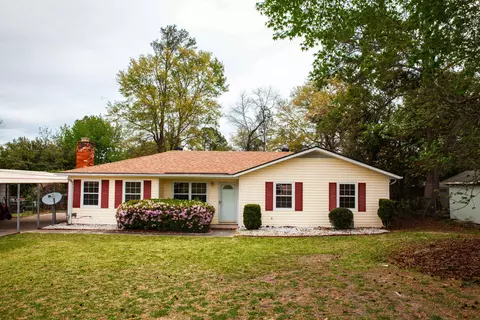 3209 Hillsview Dr, Augusta, GA 30909