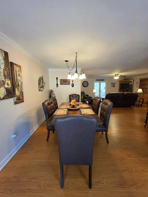 Dining - 335 W Sheppard St, Stapleton, GA 30823 photo 2 of 2