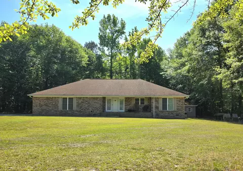 Exterior - 335 W Sheppard St, Stapleton, GA 30823 photo 2 of 14