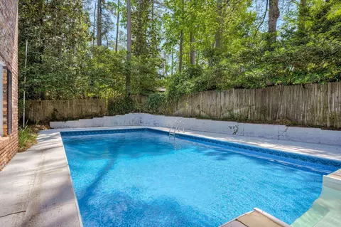 Exterior - 531 Regent Rd, Augusta, GA 30909 photo 8 of 12
