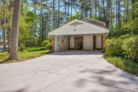 Exterior - 531 Regent Rd, Augusta, GA 30909 photo 10 of 12