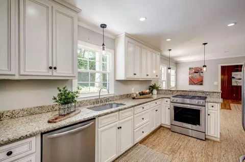 Kitchen - 531 Regent Rd, Augusta, GA 30909 photo 2 of 4