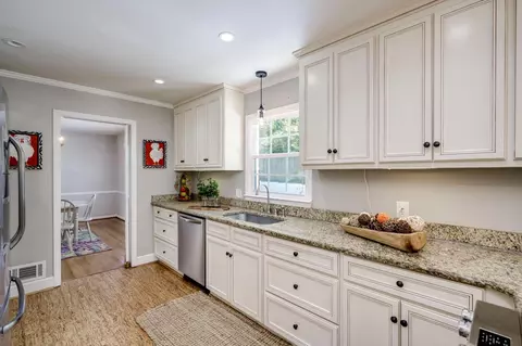 Kitchen - 531 Regent Rd, Augusta, GA 30909 photo 3 of 4