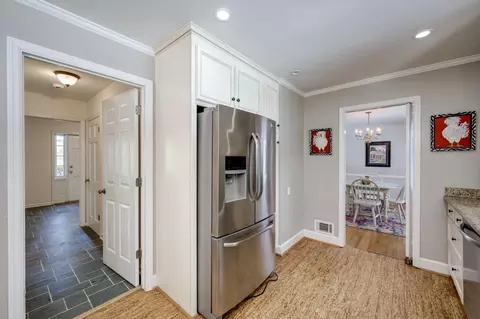 Entry Way - 531 Regent Rd, Augusta, GA 30909 photo 4 of 4