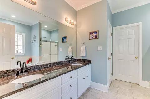 Bath - 4895 Somerset Dr, Evans, GA 30809 photo 1 of 8