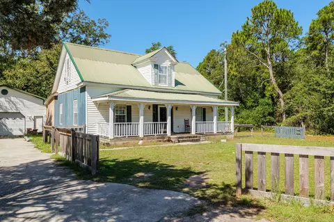 157 Johnston Hwy, Trenton, SC 29847
