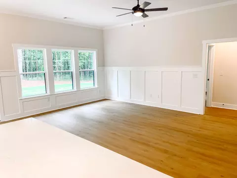 Living - 114 Rhett Dr, Mccormick, SC 29835 photo 1 of 1