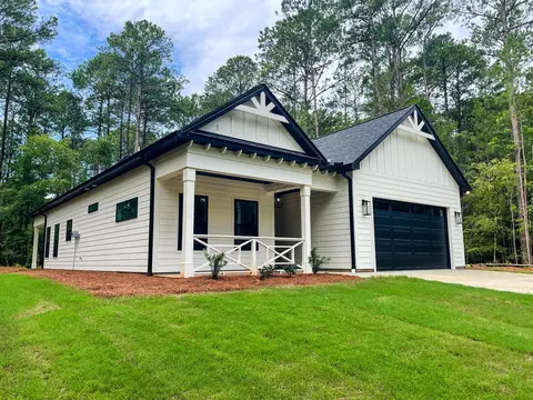 Exterior - 114 Rhett Dr, Mccormick, SC 29835 photo 3 of 4