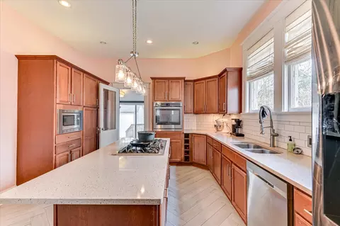 Kitchen - 231 Greene St, Augusta, GA 30901 photo 2 of 5