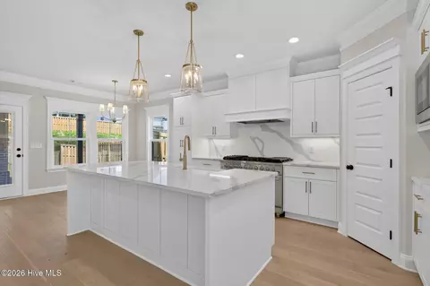 Kitchen - 437 Woodlawn St, Evans, GA 30809 photo 2 of 3