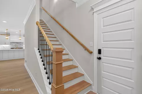 Entry Way - 437 Woodlawn St, Evans, GA 30809 photo 2 of 4