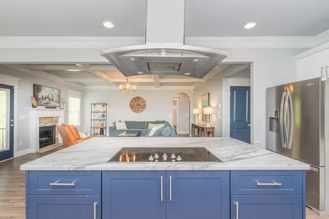 Kitchen - 677 Tree Top Trl, Evans, GA 30809 photo 4 of 7