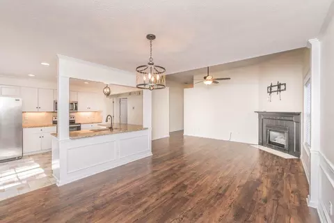 Living - 3771 Boulder Trl, Martinez, GA 30907 photo 5 of 5
