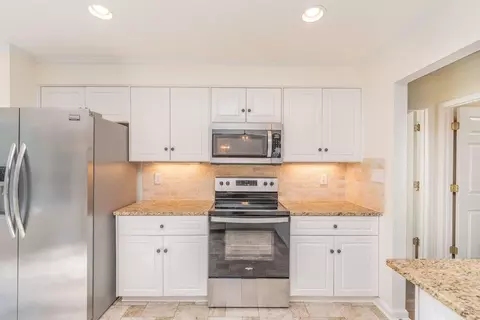 Kitchen - 3771 Boulder Trl, Martinez, GA 30907 photo 3 of 4