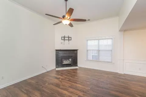 Living - 3771 Boulder Trl, Martinez, GA 30907 photo 3 of 5