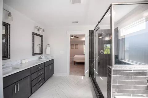 Bath - 3464 Hilltop Trl, Evans, GA 30809 photo 3 of 4