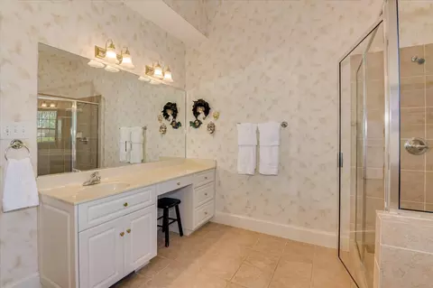 Bath - 3502 Greenway Dr, Evans, GA 30809 photo 3 of 7
