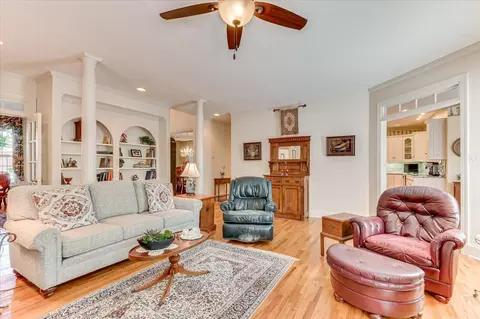 Living - 3502 Greenway Dr, Evans, GA 30809 photo 3 of 3