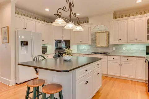 Kitchen - 3502 Greenway Dr, Evans, GA 30809 photo 2 of 5