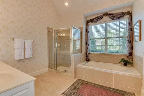 Bath - 3502 Greenway Dr, Evans, GA 30809 photo 2 of 7