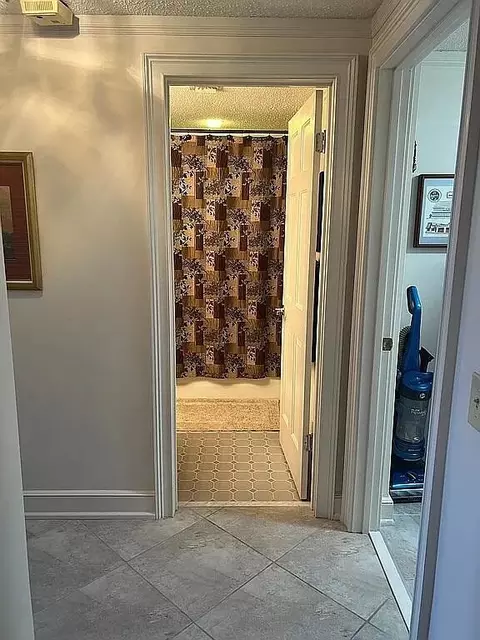 Entry Way - 1 7th St #1105, Augusta, GA 30901 photo 3 of 5