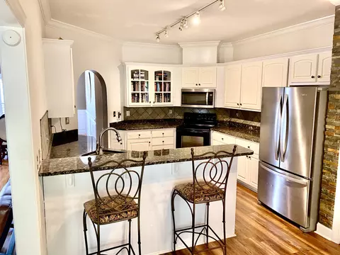 Kitchen - 2223 Millshaven Trl, Evans, GA 30809 photo 11 of 12