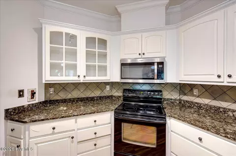 Kitchen - 2223 Millshaven Trl, Evans, GA 30809 photo 4 of 4