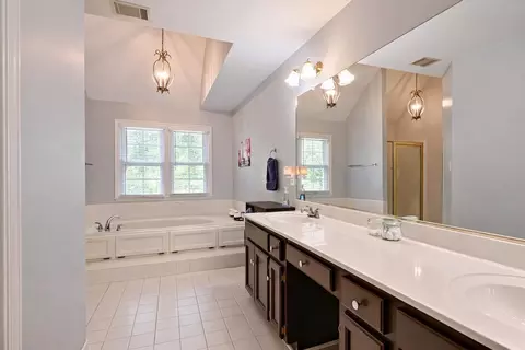 Bath - 4503 Ridgepine Dr, Evans, GA 30809 photo 1 of 3