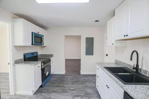 Kitchen - 2154 Bayvale Rd, Augusta, GA 30909 photo 1 of 5