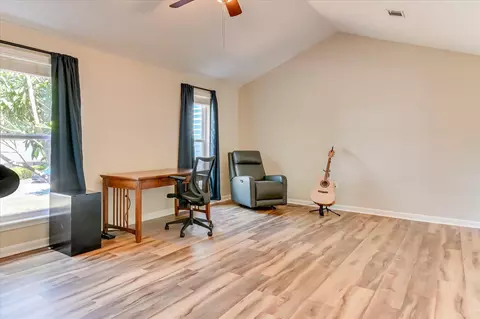 Living - 2015 Bridgewater Dr, Augusta, GA 30907 photo 5 of 6