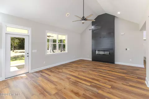Living - 3604 Byrd Rd, Augusta, GA 30906 photo 3 of 4