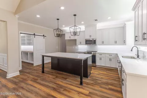 Kitchen - 3604 Byrd Rd, Augusta, GA 30906 photo 1 of 6