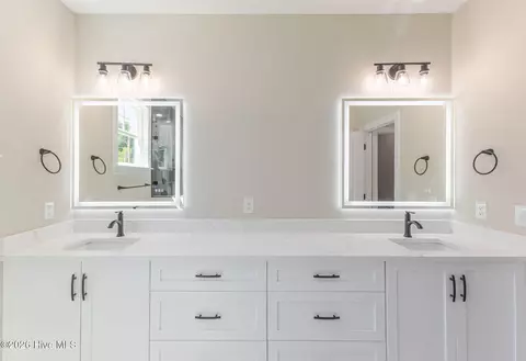Bath - 3604 Byrd Rd, Augusta, GA 30906 photo 4 of 5