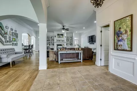 Entry Way - 645 Emerald Xing, Evans, GA 30809 photo 3 of 10