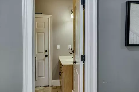 Entry Way - 645 Emerald Xing, Evans, GA 30809 photo 7 of 10